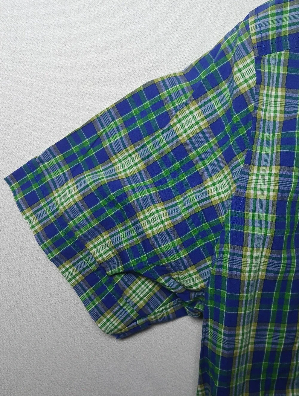 Banana Republic Mens Short Sleeve Button Up Shirt Medium Plaid Blue Green